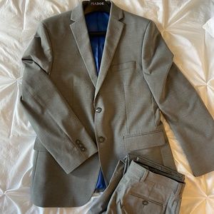Size 16 Young Men/Teen Suit
